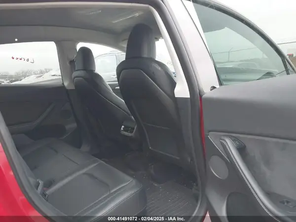 7SAYGDEE6PA027497 2023 TESLA MODEL Y - Image 8