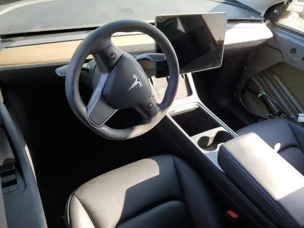 7SAYGDEE6PA027693 2023 TESLA MODEL Y - Image 8