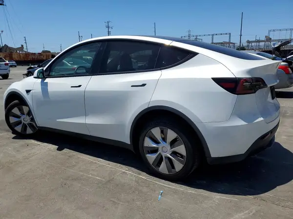 7SAYGDEE6PA040542 2023 TESLA MODEL Y - Image 2