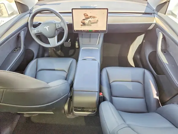 7SAYGDEE6PA041741 2023 TESLA MODEL Y - Image 8