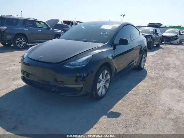 7SAYGDEE6PA046695 2023 TESLA MODEL Y - Image 2