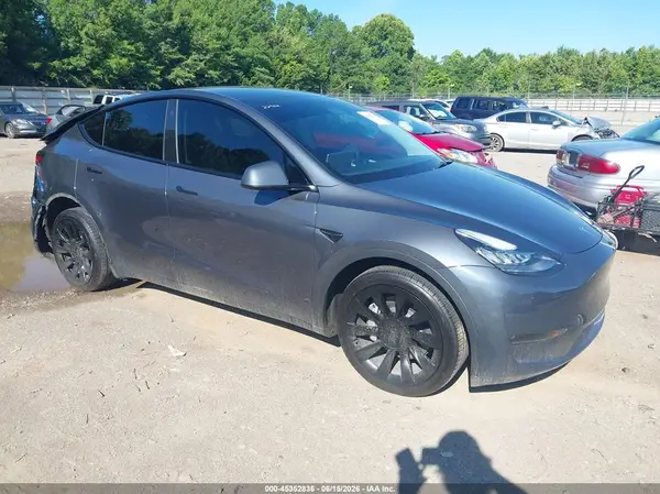 7SAYGDEE6PA050584 2023 TESLA MODEL Y - Image 1