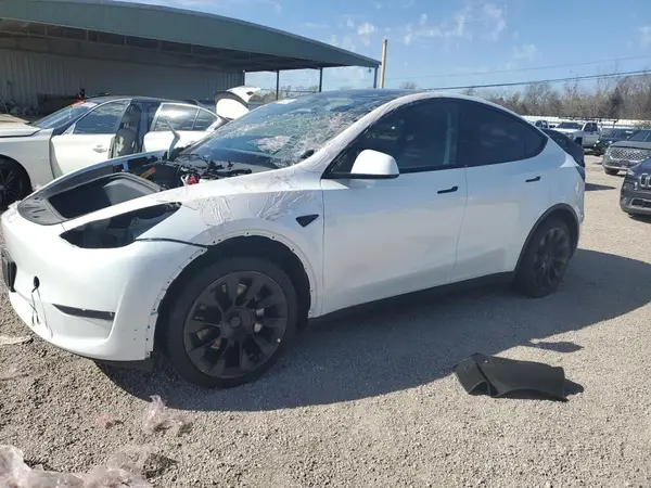 7SAYGDEE6PA054277 2023 TESLA MODEL Y - Image 1