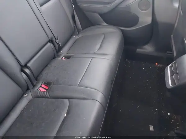 7SAYGDEE6PA058717 2023 TESLA MODEL Y - Image 8