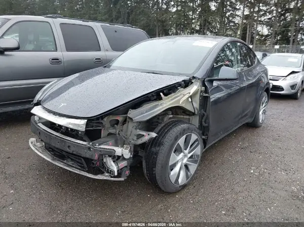 7SAYGDEE6PA060239 2023 TESLA MODEL Y - Image 2