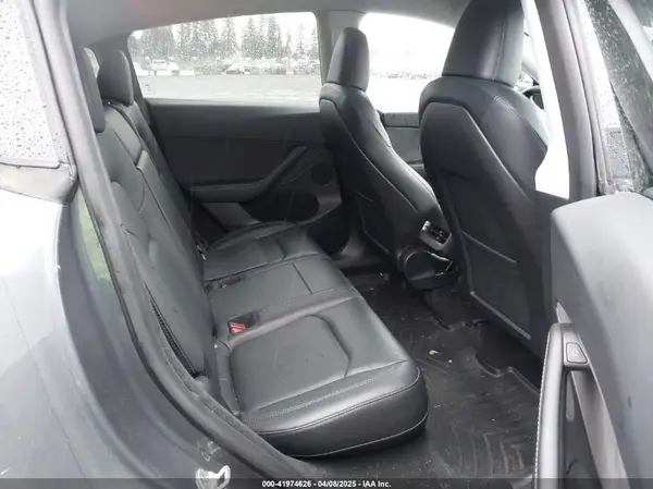 7SAYGDEE6PA060239 2023 TESLA MODEL Y - Image 8