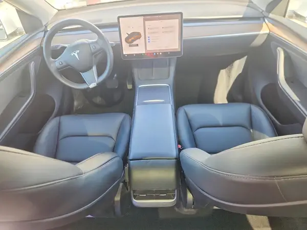 7SAYGDEE6PA070706 2023 TESLA MODEL Y - Image 8