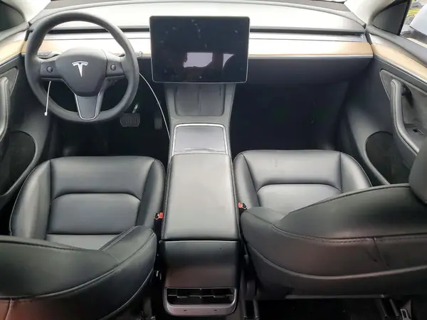 7SAYGDEE6PA076585 2023 TESLA MODEL Y - Image 8