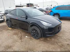 7SAYGDEE6PA076988 2023 TESLA MODEL Y