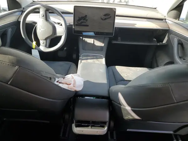 7SAYGDEE6PA086727 2023 TESLA MODEL Y - Image 8