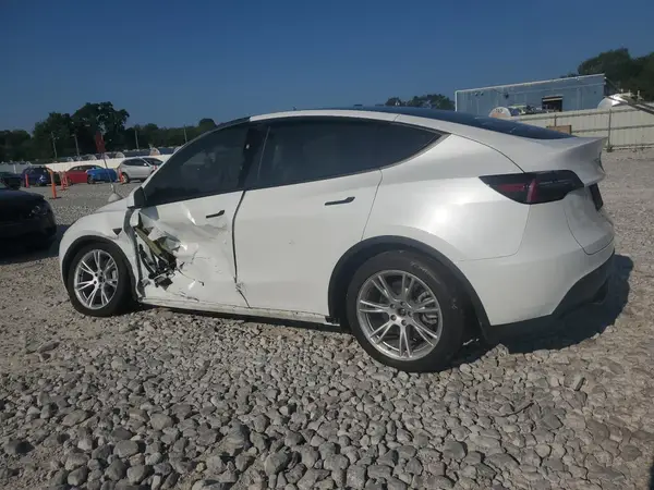 7SAYGDEE6PA091684 2023 TESLA MODEL Y - Image 2