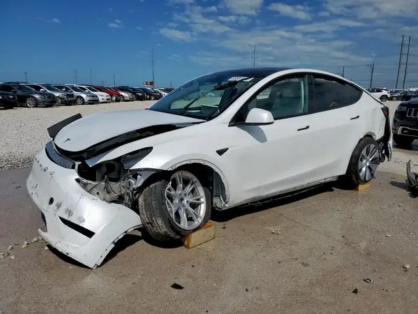 7SAYGDEE6PA093483 2023 TESLA MODEL Y - Image 1
