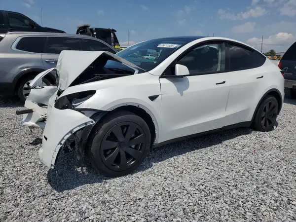 7SAYGDEE6PA094794 2023 TESLA MODEL Y - Image 1