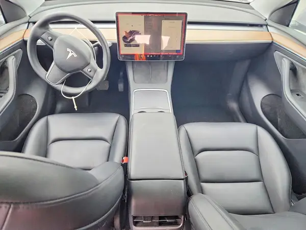 7SAYGDEE6PA106085 2023 TESLA MODEL Y - Image 8