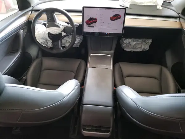 7SAYGDEE6PA112243 2023 TESLA MODEL Y - Image 8