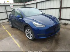 7SAYGDEE6PA112954 2023 TESLA MODEL Y