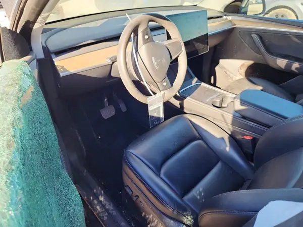 7SAYGDEE6PA115451 2023 TESLA MODEL Y - Image 8