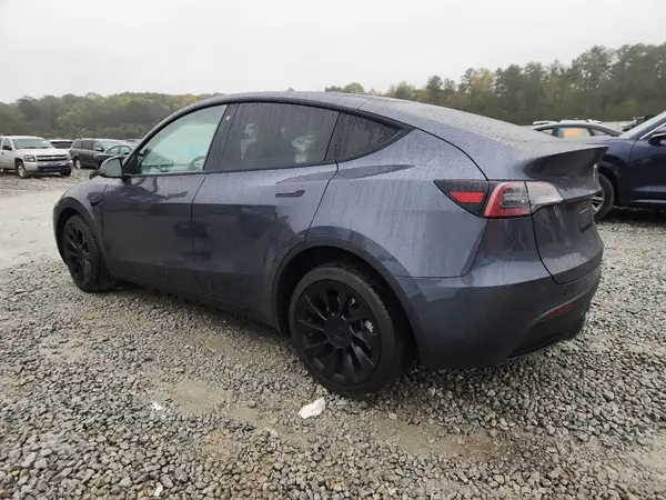 7SAYGDEE6PA116003 2023 TESLA MODEL Y - Image 2