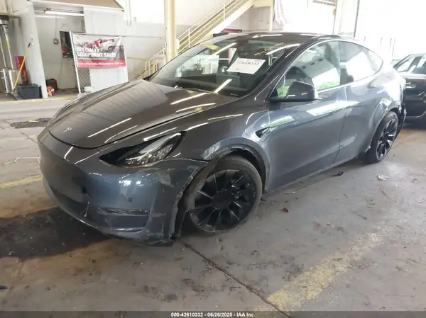 7SAYGDEE6PA116650 2023 TESLA MODEL Y - Image 2