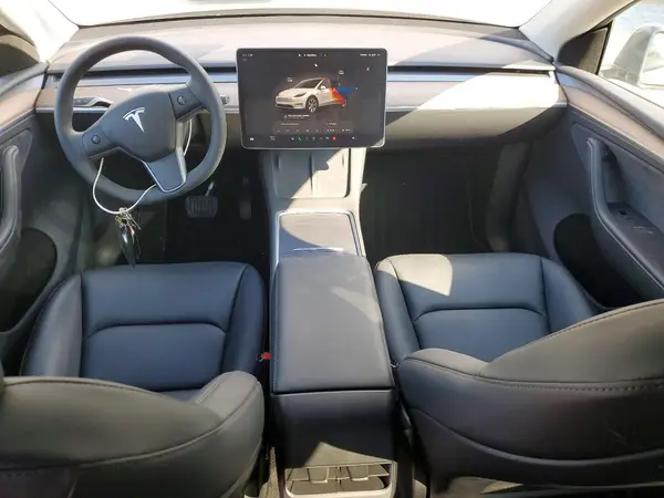 7SAYGDEE6PA117071 2023 TESLA MODEL Y - Image 8