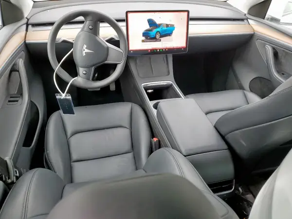 7SAYGDEE6PA123551 2023 TESLA MODEL Y - Image 8