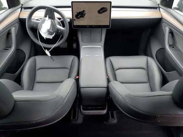 7SAYGDEE6PA125929 2023 TESLA MODEL Y - Image 8