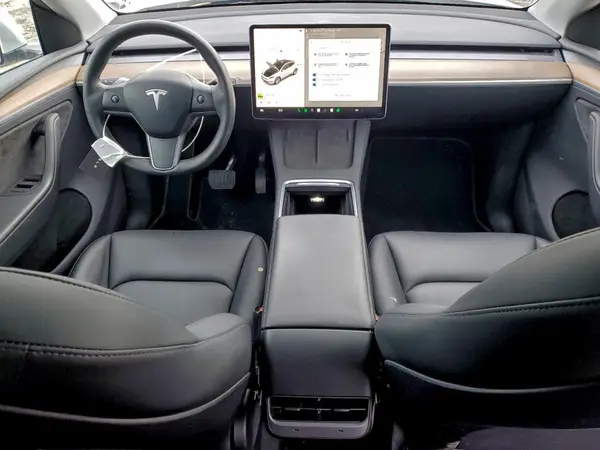7SAYGDEE6PA134825 2023 TESLA MODEL Y - Image 8