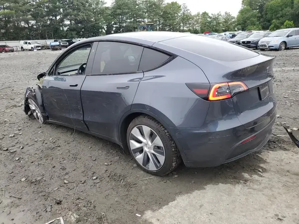7SAYGDEE6PA140964 2023 TESLA MODEL Y - Image 2
