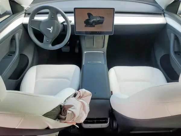 7SAYGDEE6PA141502 2023 TESLA MODEL Y - Image 8