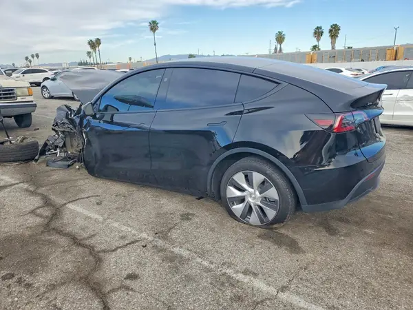 7SAYGDEE6PA146294 2023 TESLA MODEL Y - Image 2
