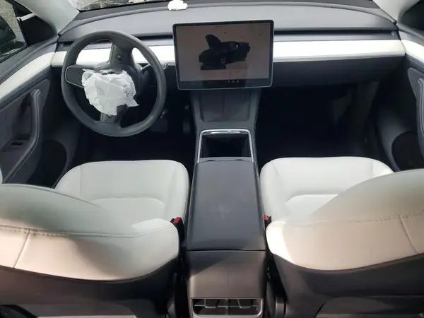 7SAYGDEE6PA146294 2023 TESLA MODEL Y - Image 8