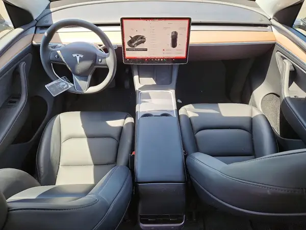 7SAYGDEE6PA151219 2023 TESLA MODEL Y - Image 8