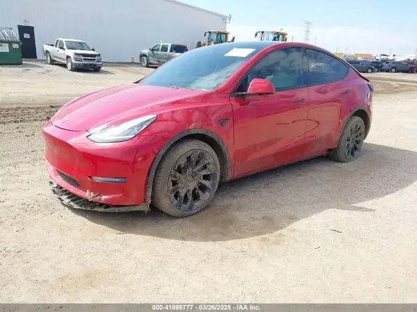 7SAYGDEE6PA157652 2023 TESLA MODEL Y - Image 2