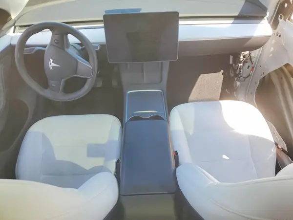 7SAYGDEE6PA162141 2023 TESLA MODEL Y - Image 8