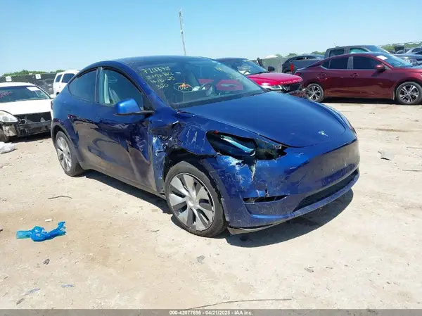 7SAYGDEE6PA163774 2023 TESLA MODEL Y - Image 1