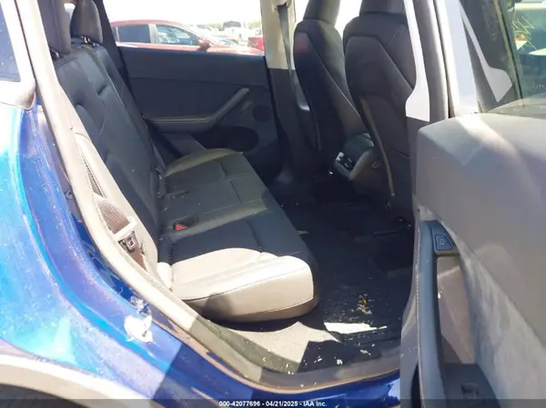 7SAYGDEE6PA163774 2023 TESLA MODEL Y - Image 8