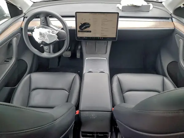 7SAYGDEE6PA165900 2023 TESLA MODEL Y - Image 8