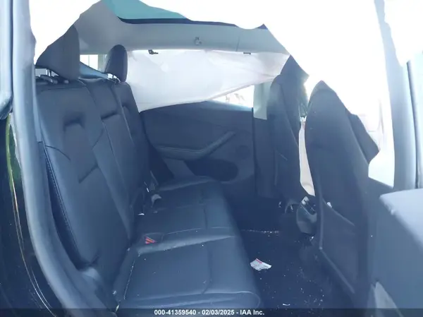 7SAYGDEE6PA166514 2023 TESLA MODEL Y - Image 8