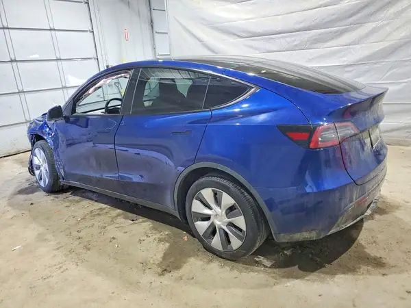 7SAYGDEE6PA180641 2023 TESLA MODEL Y - Image 2