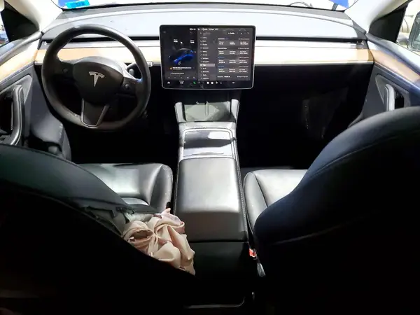 7SAYGDEE6PA180641 2023 TESLA MODEL Y - Image 8