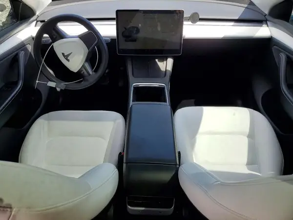 7SAYGDEE6PA182115 2023 TESLA MODEL Y - Image 8