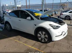 7SAYGDEE6PA183328 2023 TESLA MODEL Y