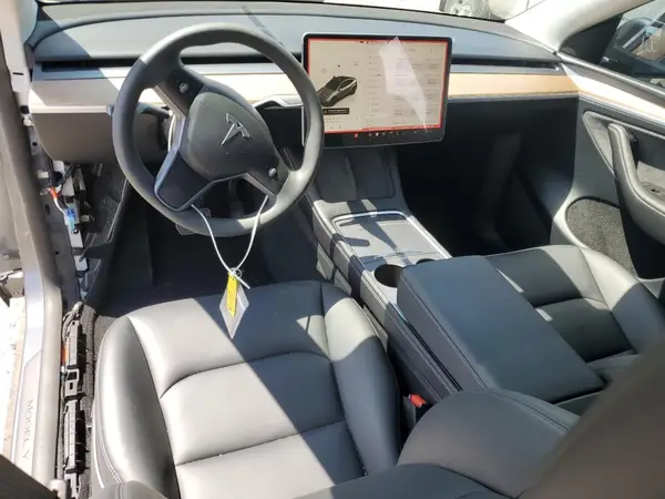 7SAYGDEE6PA185502 2023 TESLA MODEL Y - Image 8
