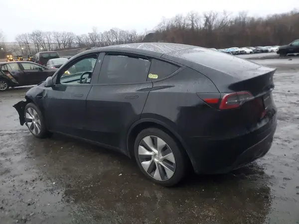 7SAYGDEE6PA185628 2023 TESLA MODEL Y - Image 2