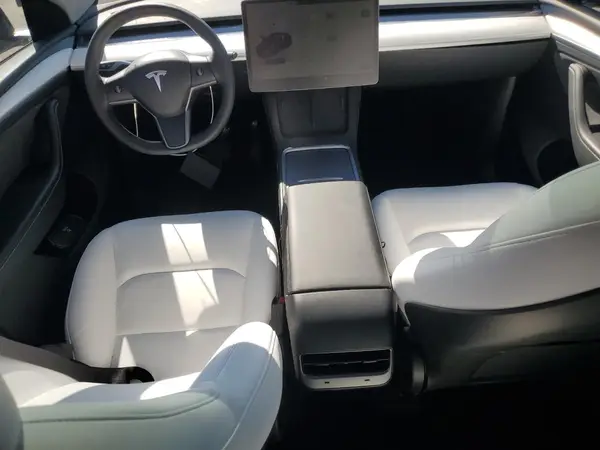 7SAYGDEE6PA186472 2023 TESLA MODEL Y - Image 8
