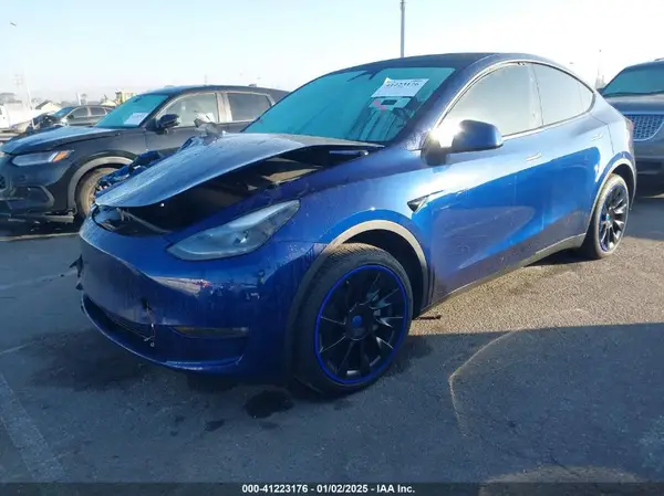 7SAYGDEE6PA187217 2023 TESLA MODEL Y - Image 2