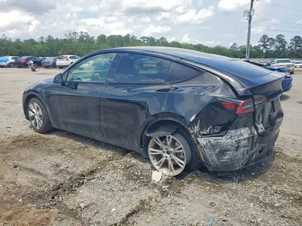 7SAYGDEE6PA188769 2023 TESLA MODEL Y - Image 2