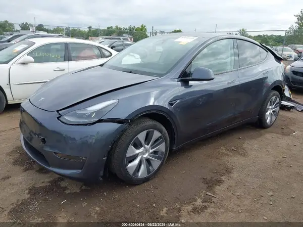 7SAYGDEE6PA193342 2023 TESLA MODEL Y - Image 2