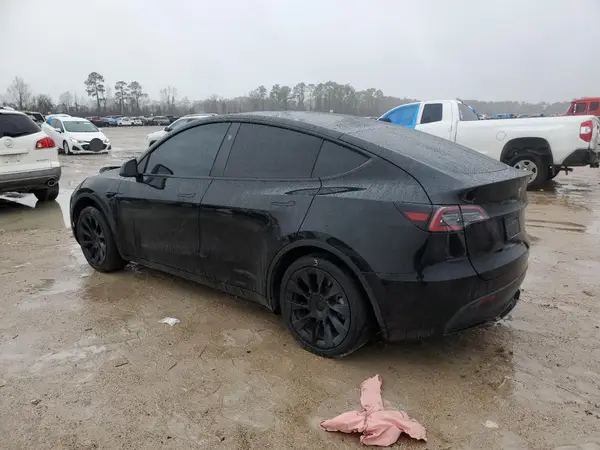 7SAYGDEE6PA203349 2023 TESLA MODEL Y - Image 2