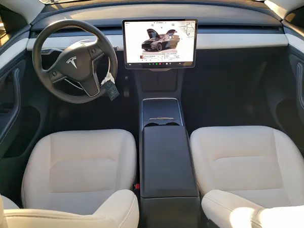 7SAYGDEE6PA210012 2023 TESLA MODEL Y - Image 8